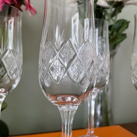 4 champagne flutes - Picture 2 of 3